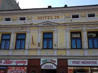 ホテル 28