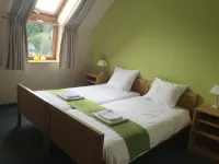 Bed and Breakfast am Knittenberg Hotels in Hildfeld