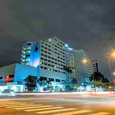 Hilton Colon Guayaquil Hotel Exterior