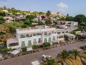 Hotel Ossidiana Stromboli Center