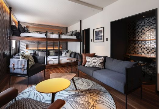 더 라이블리 하카타 로비