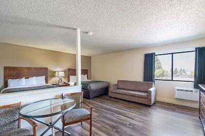 Sutter Inn