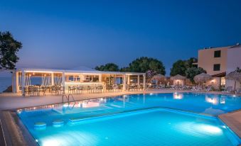 Alexia Beach Hotel