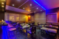 Golden Tulip New Delhi - Hari Nagar - bar