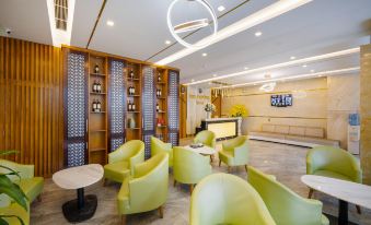 Anh Phuong Hotel & Apartment