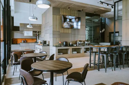 Achiera Hotel and Convention Jatiwangi Отели в г. Jatiwangi