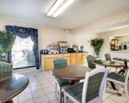 エコノ ロッジ パール - ジャクソン