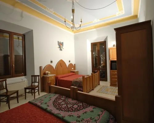 Sei Stelle Hotels in Sulmona