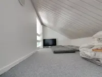 "Axel" - 1.2km from the Sea