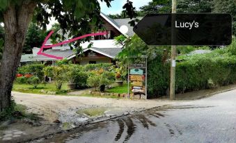 Lucy's Guesthouse