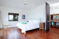 Alfred House 5 Bedroom Home