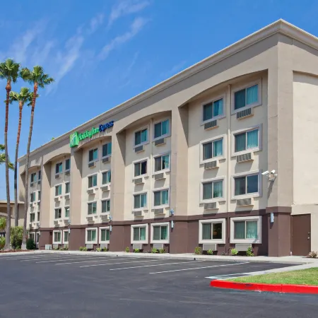 Holiday Inn Express SAN BERNARDINO - COLTON by IHG