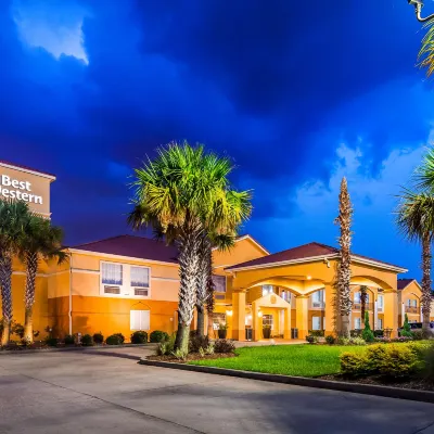 Best Western Lafayette Inn Hotels near Moore Park