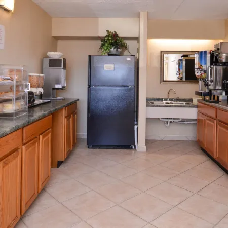 Americas Best Value Inn-Pittsburgh Airport