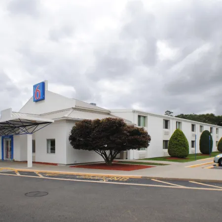 Motel 6 Seekonk, MA Providence East