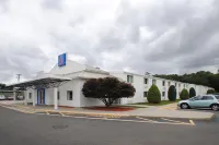 Motel 6 Seekonk, MA  Providence East Hotels in Seekonk