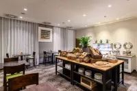 Leopold Hotel Oudenaarde - breakfast