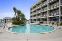 Travelodge by Wyndham Outer Banks/Kill Devil Hills - Pools