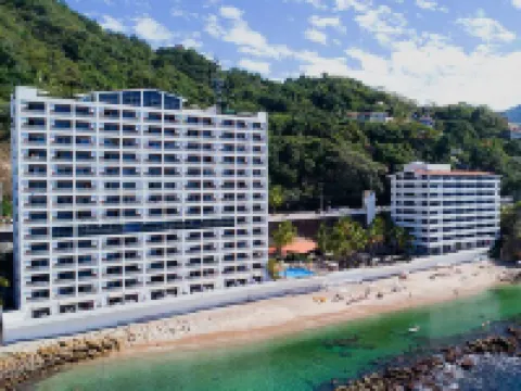 Costa Sur Resort & Spa