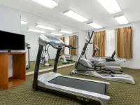 Super 8 by Wyndham Cloverdale Wine Country Hotels in Sonoma County