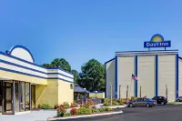 Days Inn by Wyndham Norfolk Military Circle Hotel a Norfolk