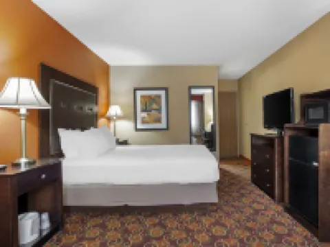 Best Western Plus the Inn at Sharon/Foxboro Hotels in Sharon