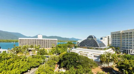 Pacific Hotel Cairns