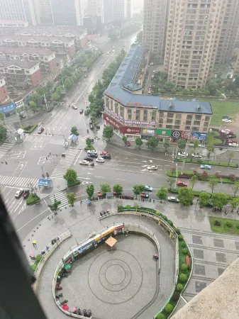 Loudi Poetry and Far B&B