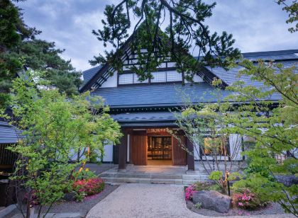 山形塔基納米旅館