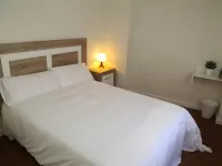 Apartamentos Turísticos Puente Romano P2 2-A Hotels in Mozarbez