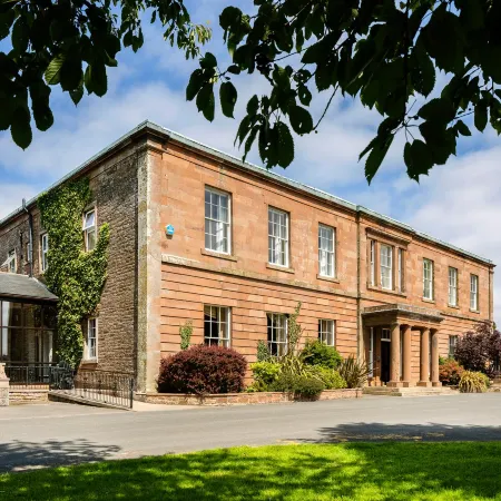 Greenhill Hotel
