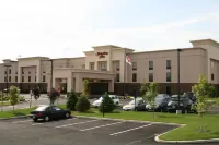 Hampton Inn North Brunswick/New Brunswick - parking