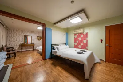 Boryeong e Hotel Отели в г. 