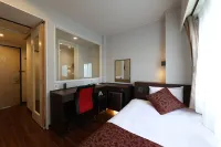 Hotel Van Cornell Hotel dekat Higashihiroshima City Art Museum