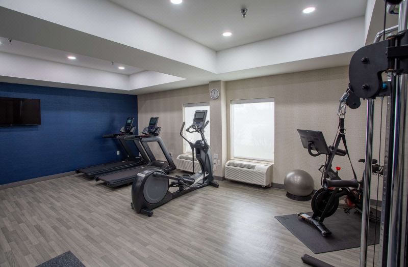 Hampton Inn Springfield photo 3