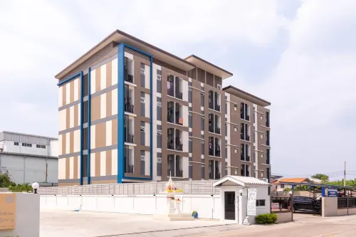 โรงแรม เดอะริช ราชพฤกษ์ โฮเทล แอนด์ เรสซิเดนซ์ - ที่มีที่จอดรถ