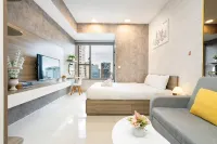 Infinity Pool Signature - Near Bui Vien Street