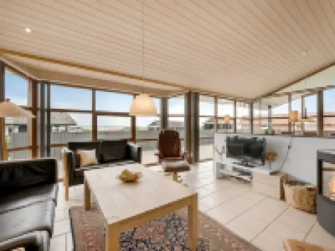 "Malila" - 400m to the Fjord