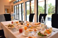 Nesta Resort Kobe Royal Suite Villa Hotels in Miki