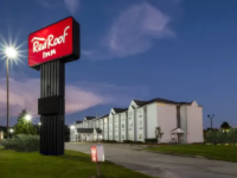 Red Roof Inn Sulphur Hotels in Sulphur