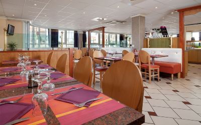 レストラン コンフォート ホテル エアポート CDGの写真