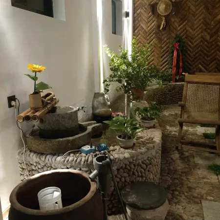Taining Yulan Xiaoyuan Homestay (Gucheng Branch)
