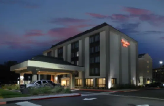 Hampton Inn Los Angeles/West Covina Hotels near West Covina Library