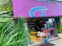 Ct Hotel Hotel dekat Lumut Yacht Club
