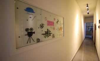Fengjia FUN INN Hostel