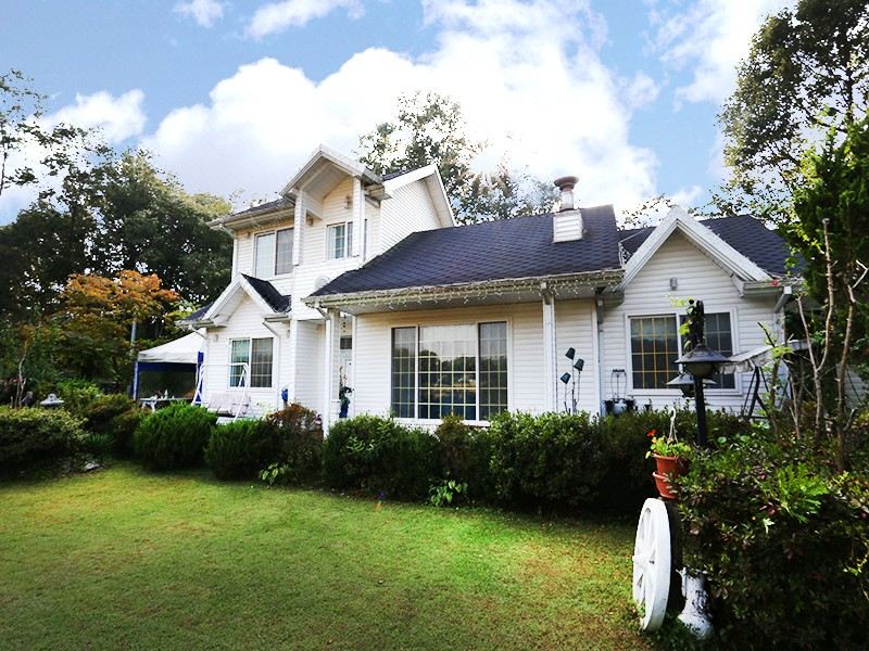 여주 화이트하우스펜션 외관 사진