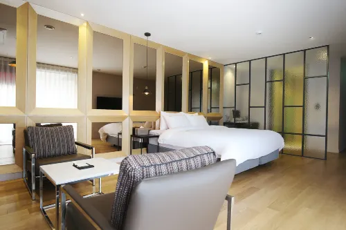 Gongju (Donghaksa) Hotel Moon - 3 ดาว