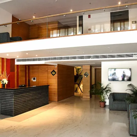 Hotel Sunbeam Premium Отели рядом с достопримечательностью «Террасный сад»