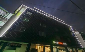 Win Hotel