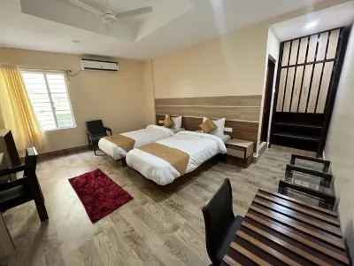 Hotel Magic Square(1 Km Away from Train Station) Các khách sạn ở 